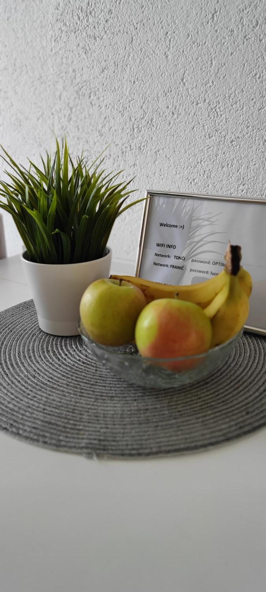Apartment Franic Sućuraj Rom bilde