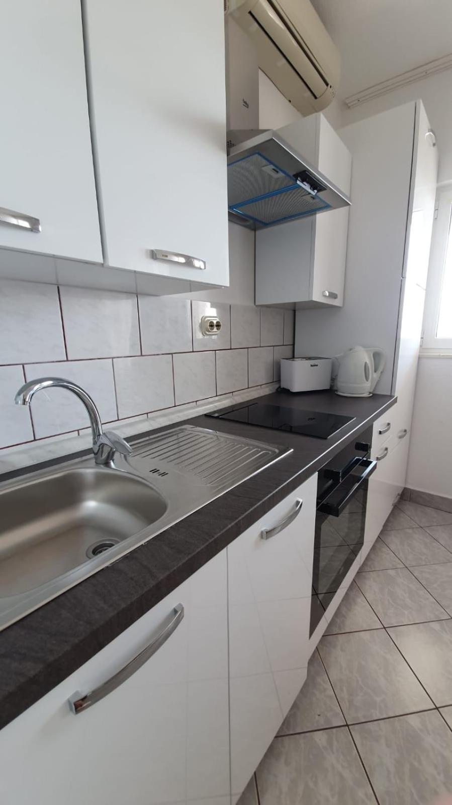 Apartment Franic Sućuraj Rom bilde